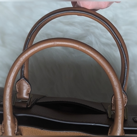 NWOT Michael Kors stunning brn soft leather gold lock in front & key in pouch - Picture 15 of 15